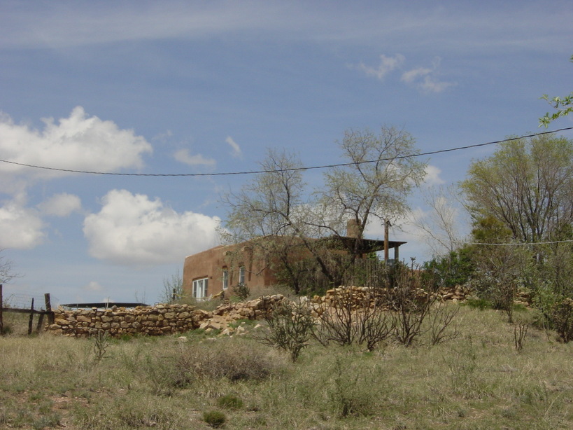 Galisteo, NM : Founded in 1614, Galisteo remains a traditional village of adobe houses