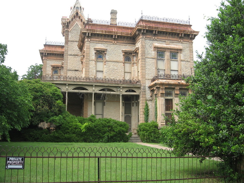 Decatur, TX: Waggoner Mansion