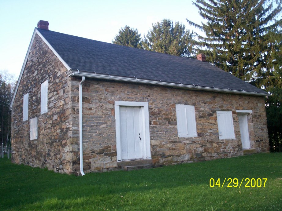 Berwick, PA: Stone Church