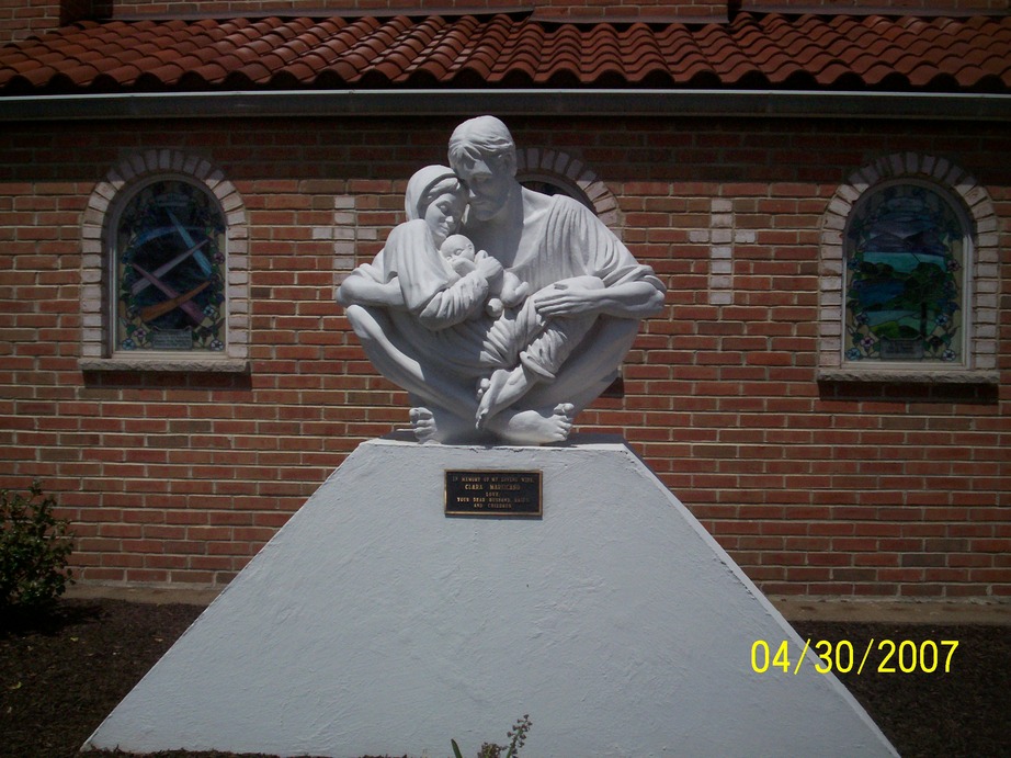 Berwick, PA: Statue at St Joseph Catholic Church