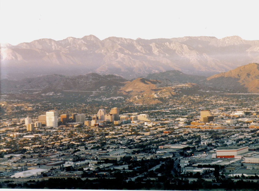 Glendale, CA : Glendale from distance