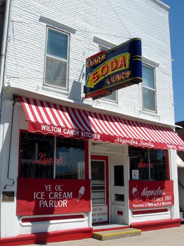 Wilton, IA : Wilton Candy Kitchen - 2006