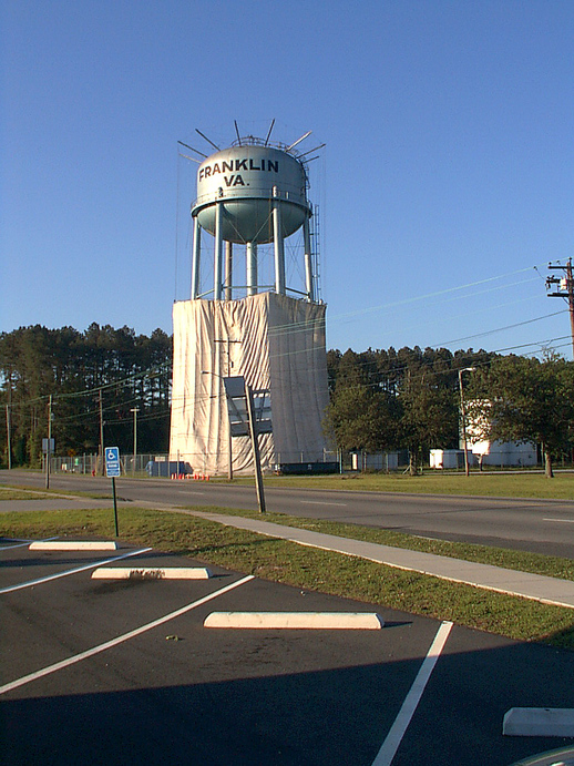 Franklin, VA : Water tower in Franklin, VA, gets a facelift. photo