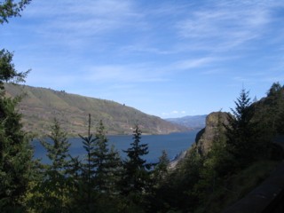Hood River, OR: Mosier Tunnel Trail