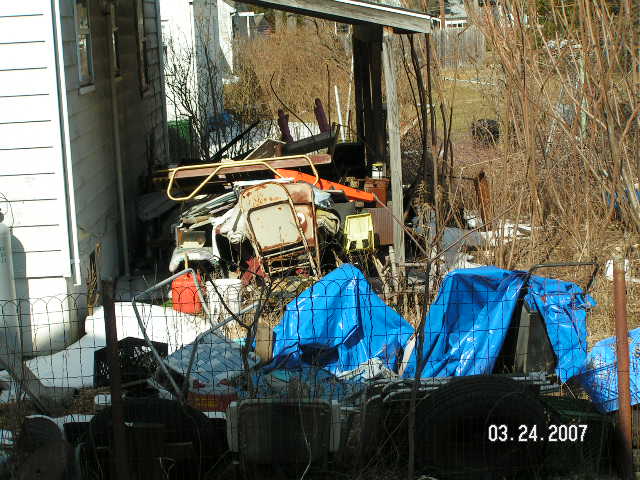 Ogdensburg, NJ : my next door neighbor's property