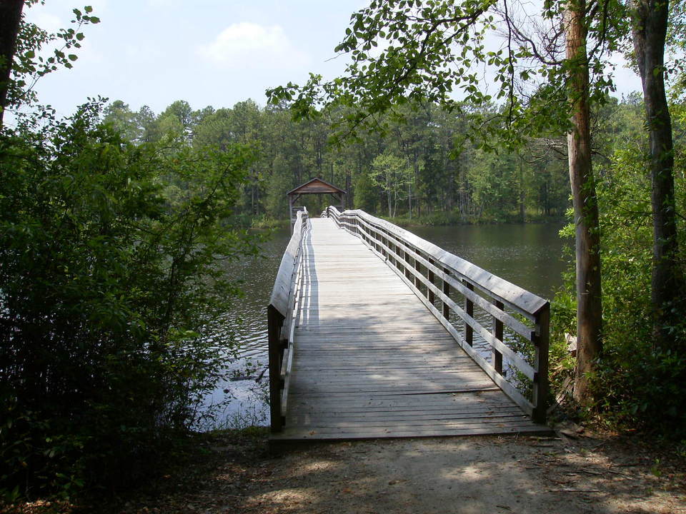 Aberdeen, NC: Bridge at Aberdeen Lake