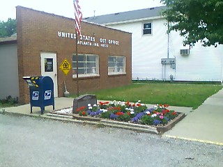 Atlanta, IN : WW II Memorial at Post Office