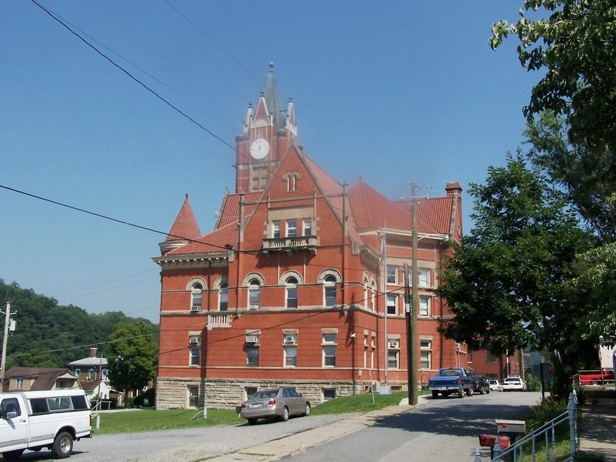 West Union, WV: Doddridge County Courthouse, West Union, West Virginia