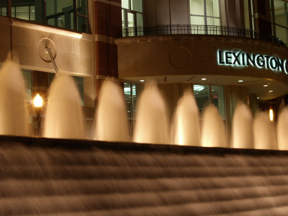 Lexington-Fayette, KY: The fountains in Triangle Park