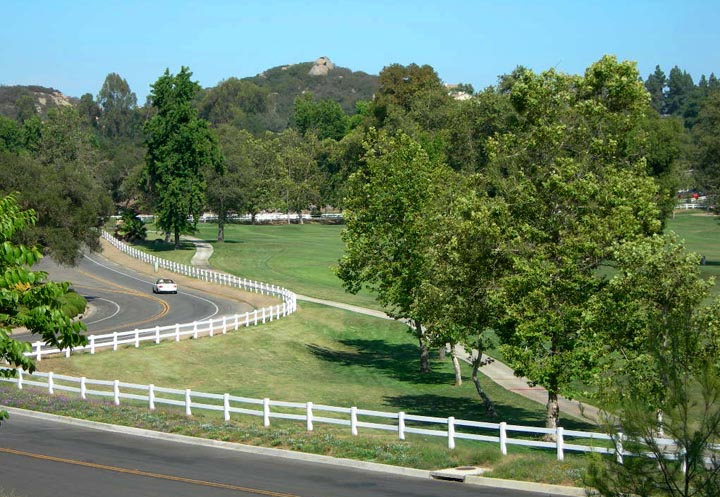 Escondido, CA: Meadow Lake Golf Course at Hidden Meadows