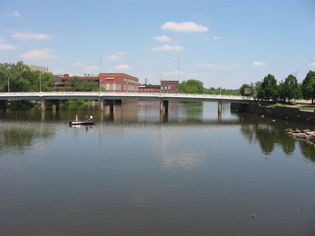 Wisconsin Rapids, WI: The Wisconsin River in the downtown area.