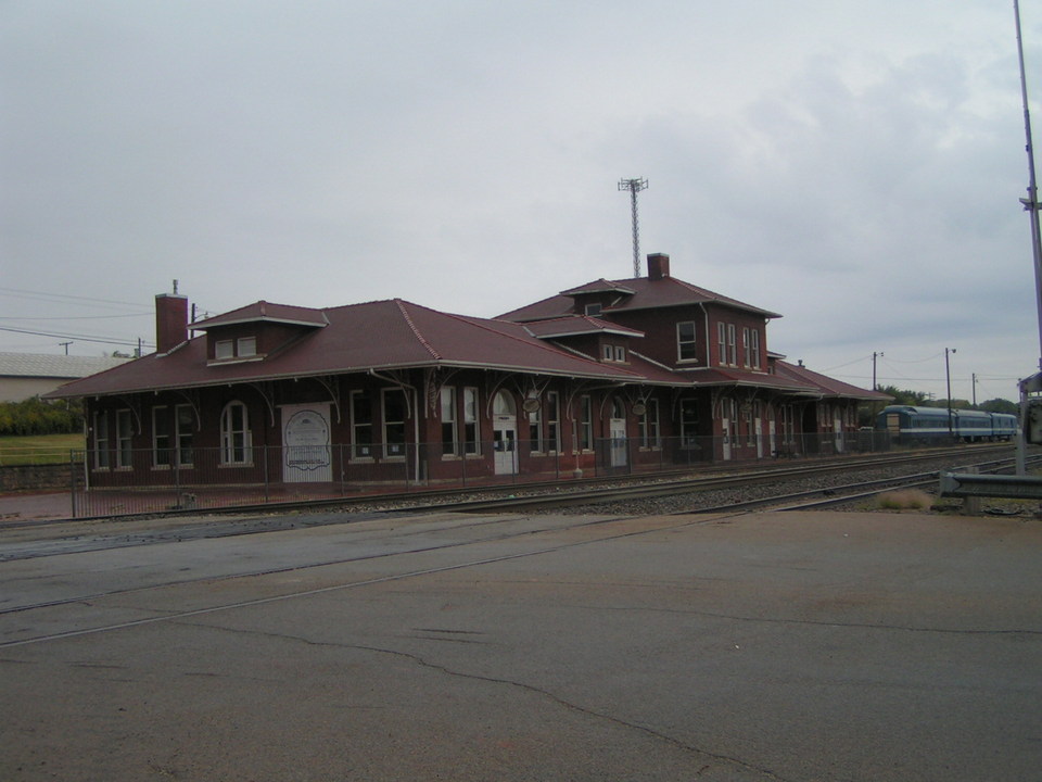 Guthrie, OK : Train Station in Guthrie