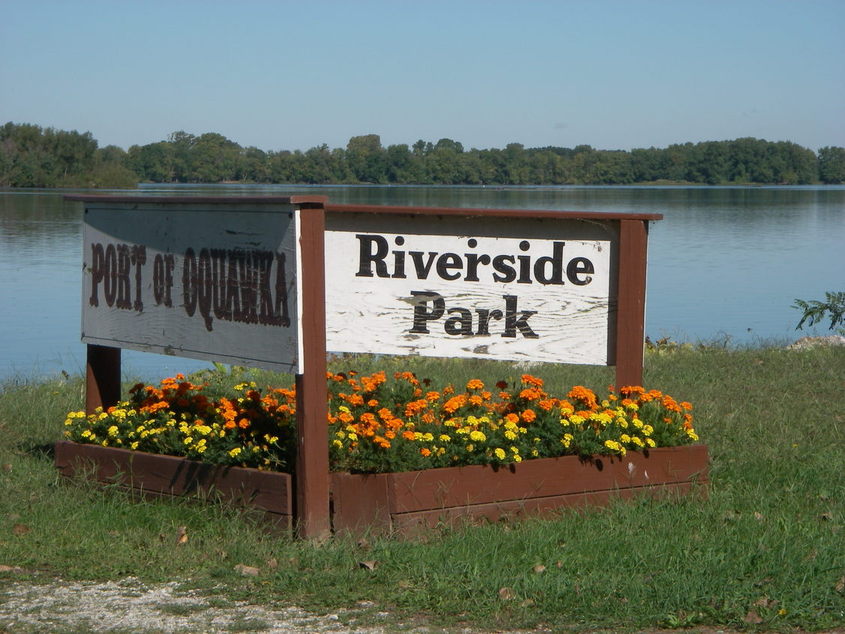 Oquawka, IL Riverside Park photo, picture, image (Illinois) at city