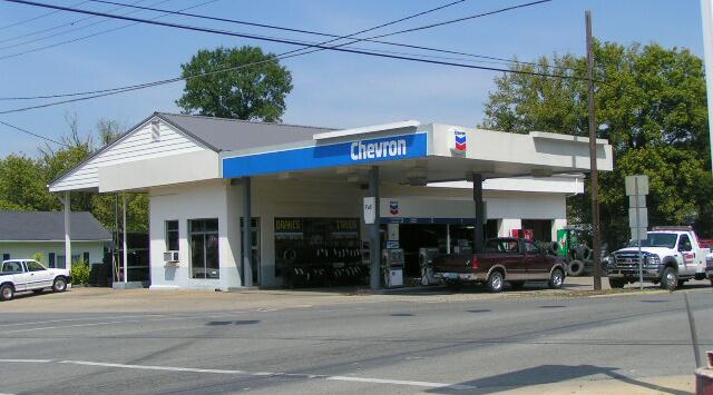Marion, KY: Tabor's Chevron, 24HR Towing, and Repair on the corner for over 30 years!