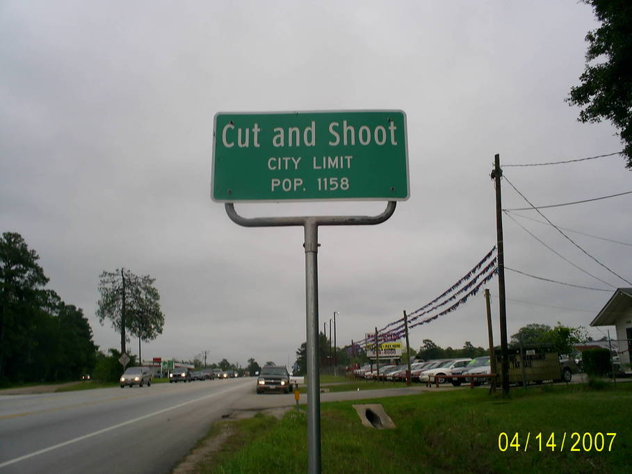 Cut and Shoot, TX: Cut & Shoot sign