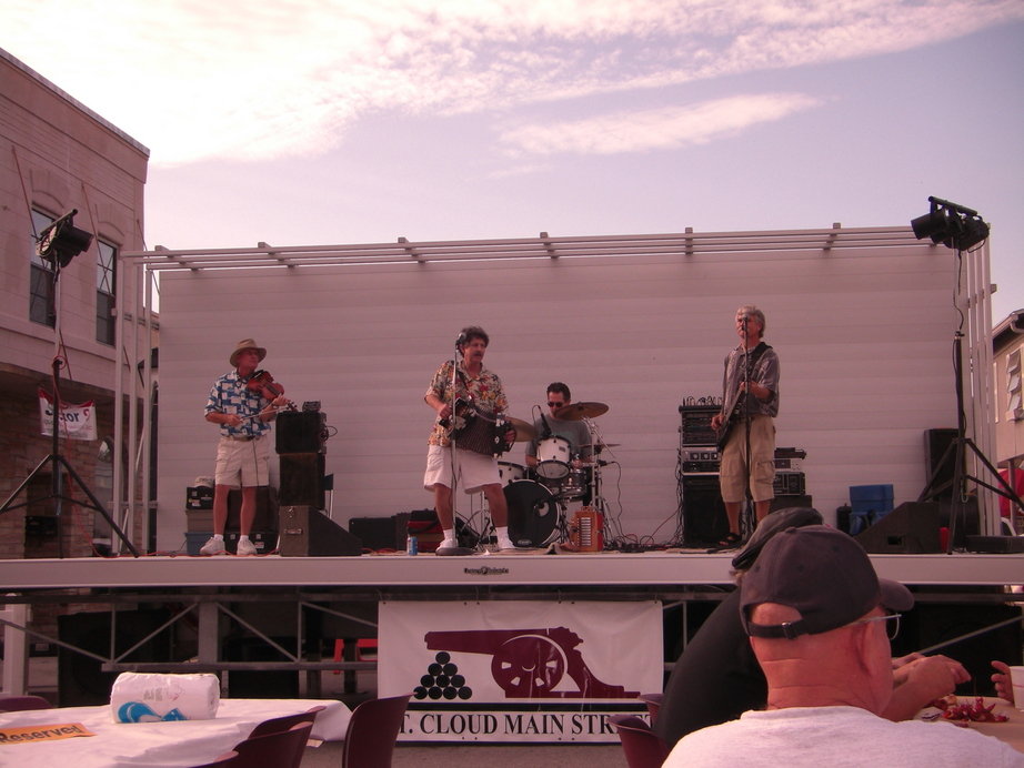 St. Cloud, FL : St. Cloud Street party band