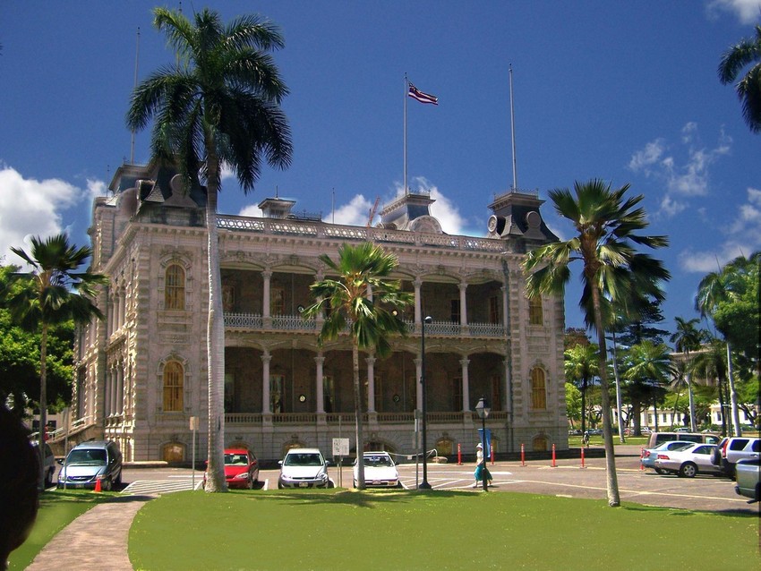 Honolulu, HI : Iolani Palace in Honolulu. The only royal palace in the 