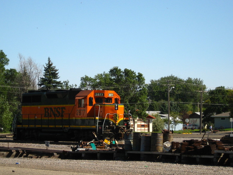 Beulah, ND: Train by the elevators