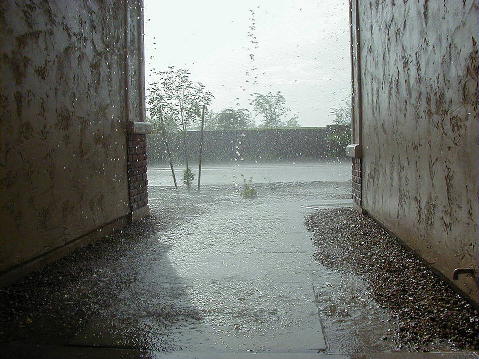 Casa Grande, AZ: rain in desert