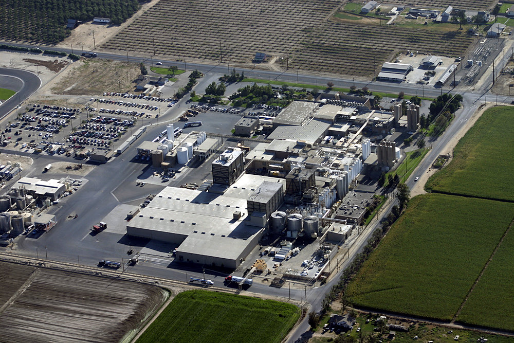 Hilmar-Irwin, CA: An aerial view of a industrial building in Hilmar-Irwin California