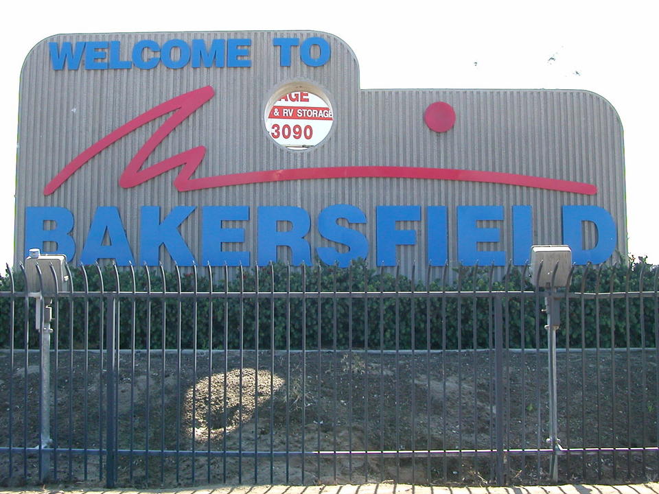 Bakersfield, CA: Welcome To Bakersfield, California