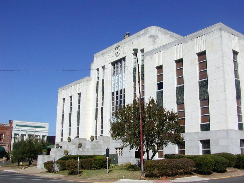 Crockett, TX : Houston County Courthouse photo, picture, image (Texas