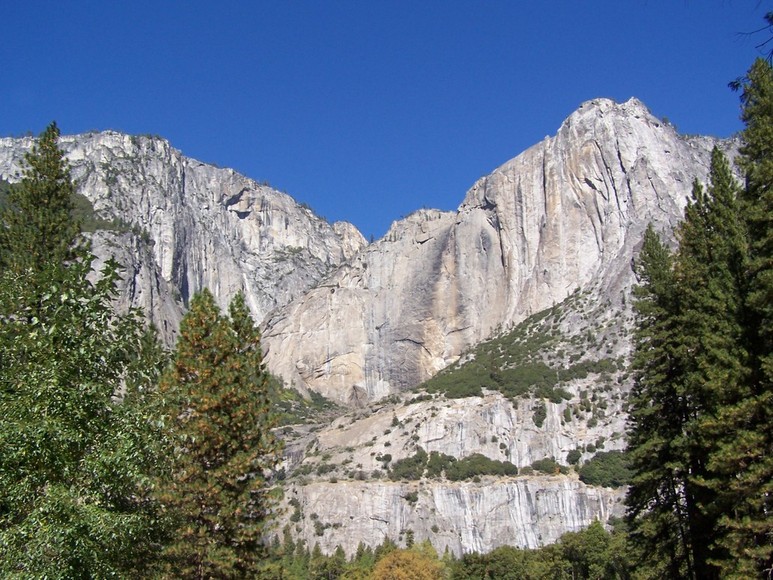 Yosemite, CA: View of Mountains
