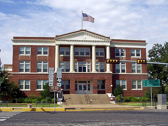 Quitman, TX: Wood County Courthouse