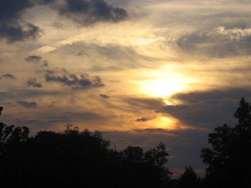 Waterford, MI: Sunset by starbucks/kroger on M-59