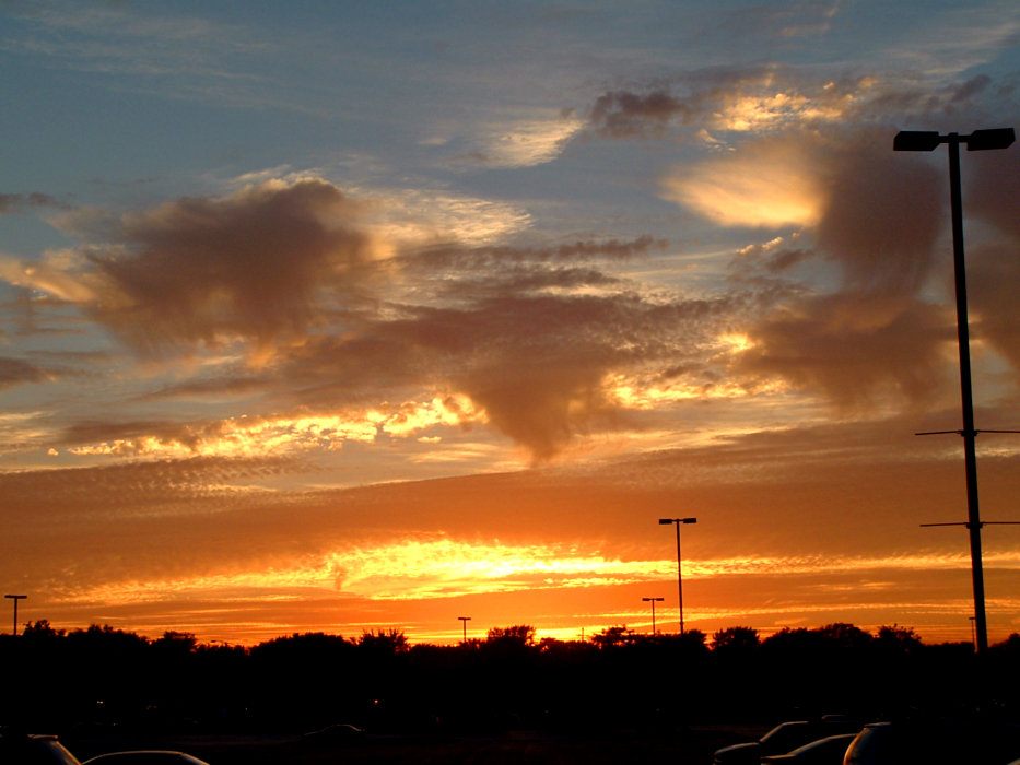 Des Plaines, IL: Sunset in Des Plaines