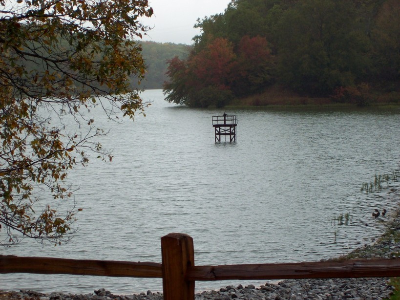 Lawrenceburg, TN : Lake in David Crockett State Park