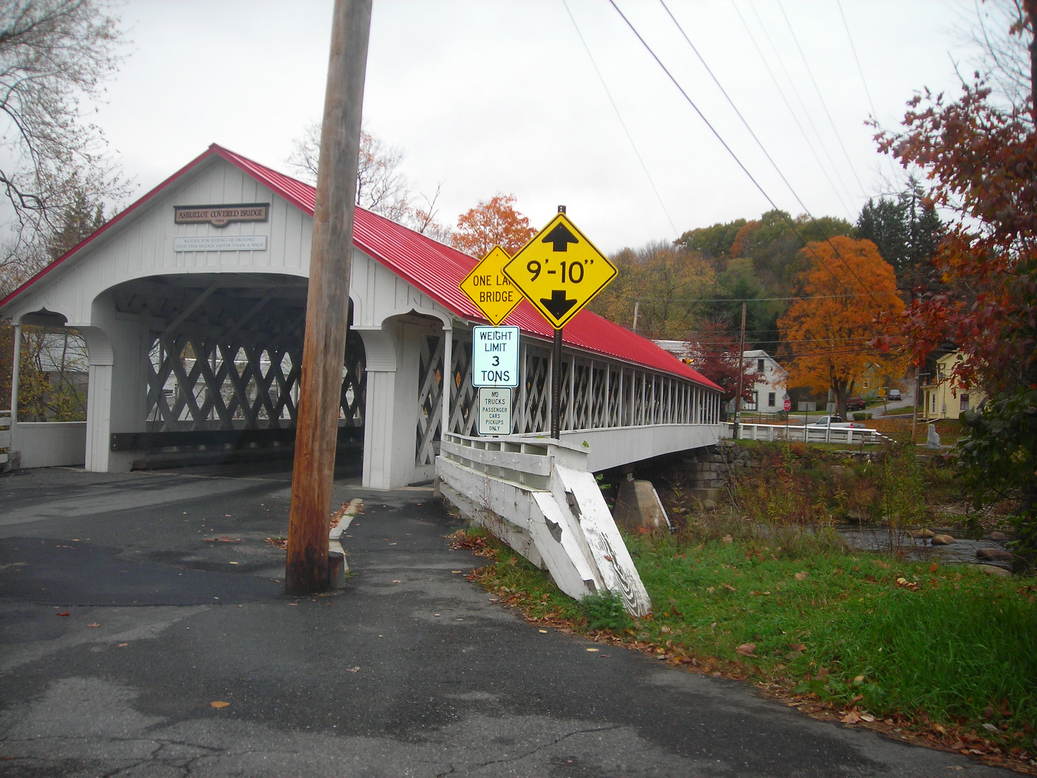 Winchester, NH: Covrted Bridge