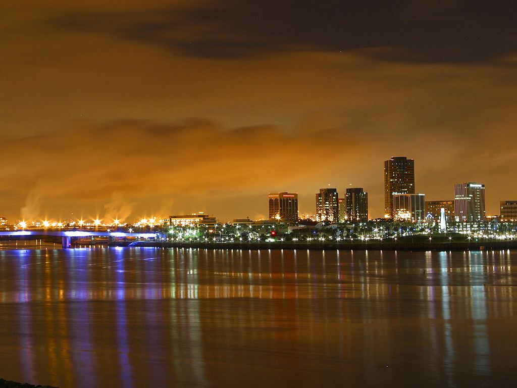 Long Beach, CA: Downtown NightLife