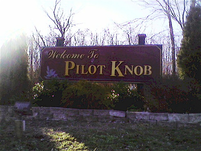 Pilot Knob, MO : Town Sign