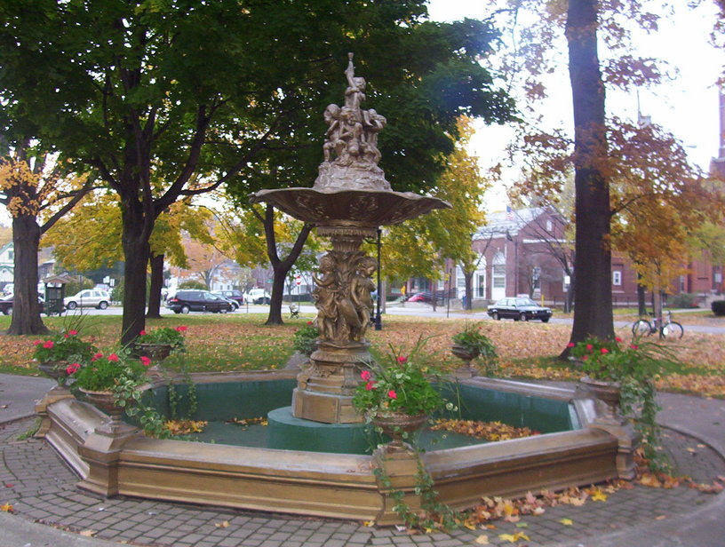 Fredonia, NY : Fountain in the fall