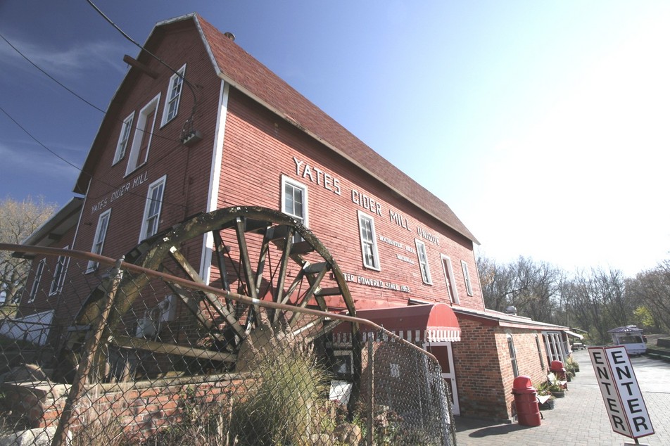 Rochester, MI: Yates Cider Mill