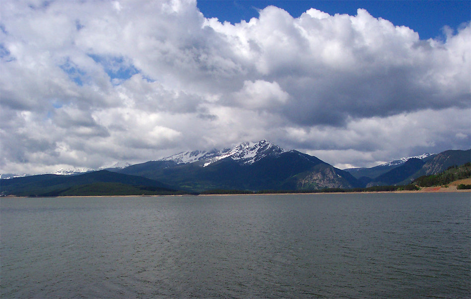 Silverthorne, CO : Overlooking Dillon Reservoir