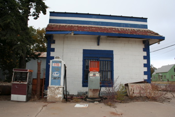 Jet, OK : Gas Pumps - Jet, OK
