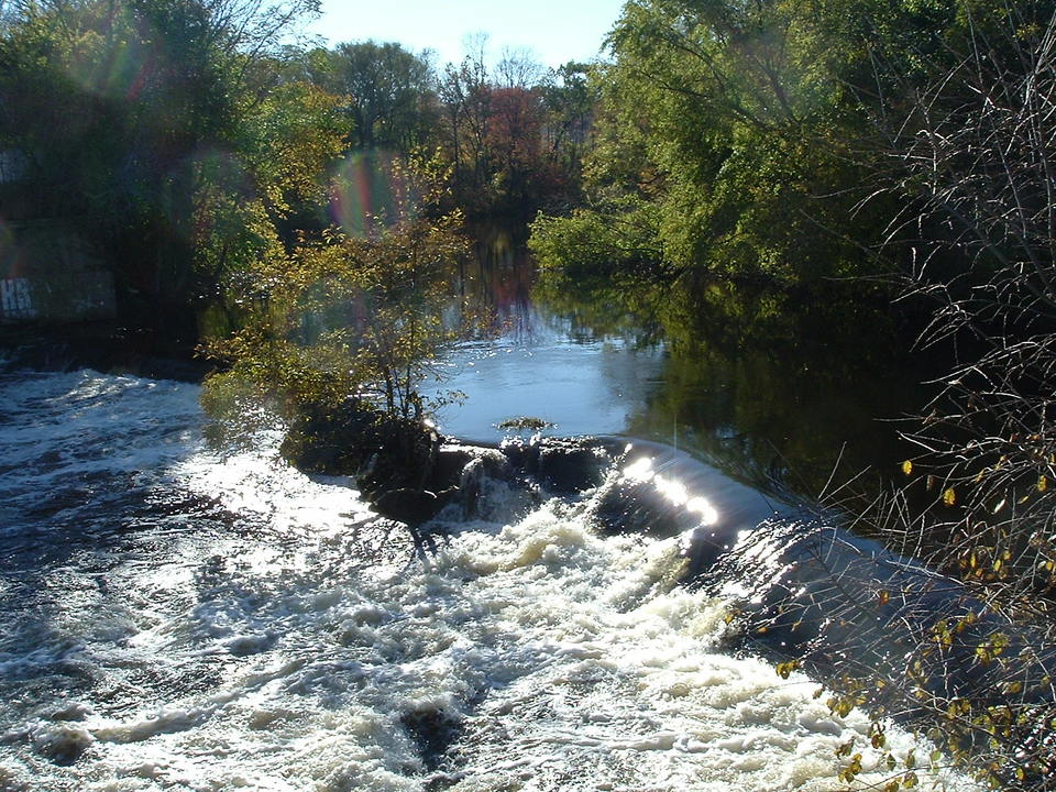 Warwick, RI: pawtucket river, pretty shot from spring 2006
