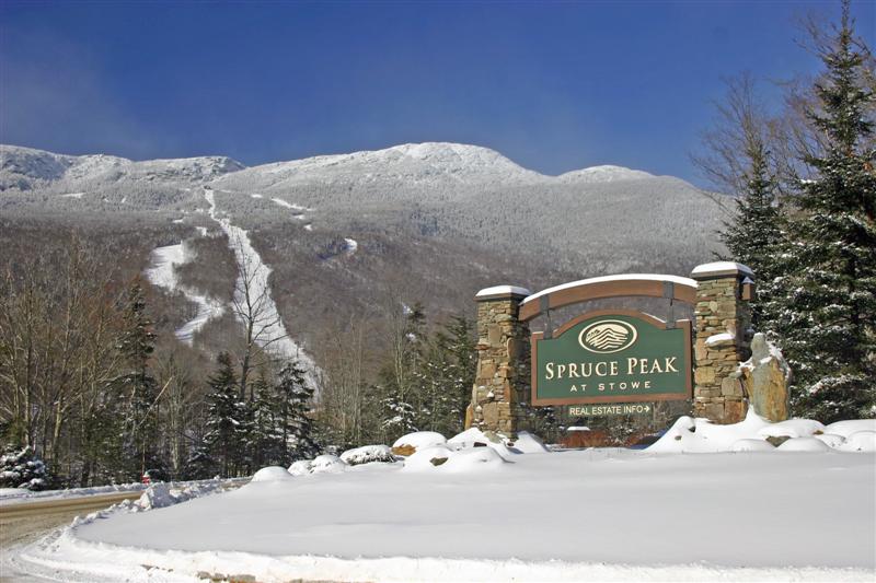 Stowe, VT : Spruce Peak and Mt. Mansfield