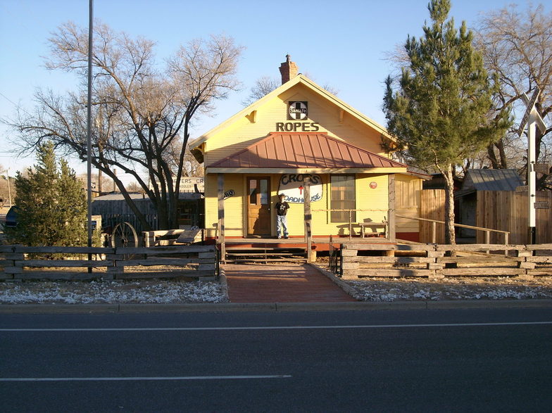 Ropesville, TX: Old Sante Fe Station Master House, Built Around 1918. Now Used As Cross Road House BBQ.