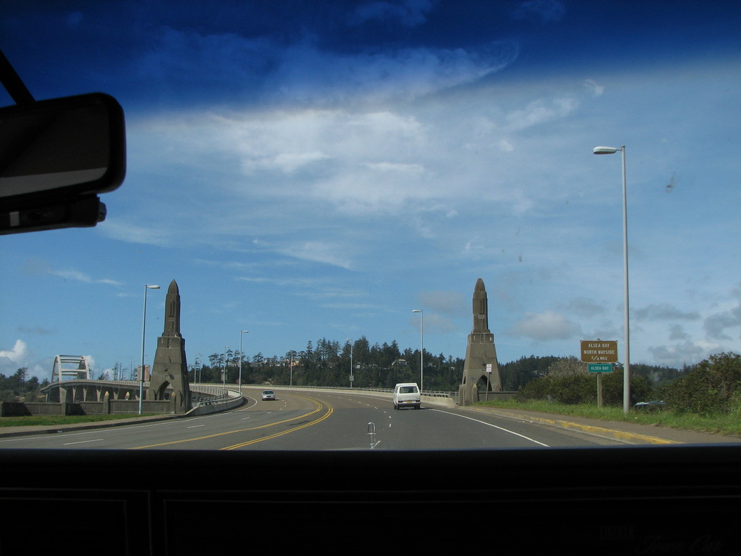 Waldport, OR : Alsea Bay Bridge in Waldport