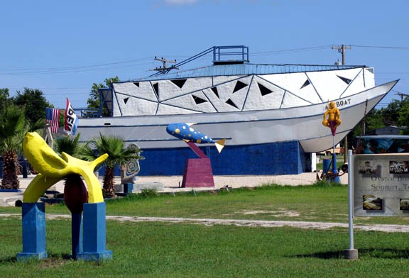 Seadrift, TX : Art Boat