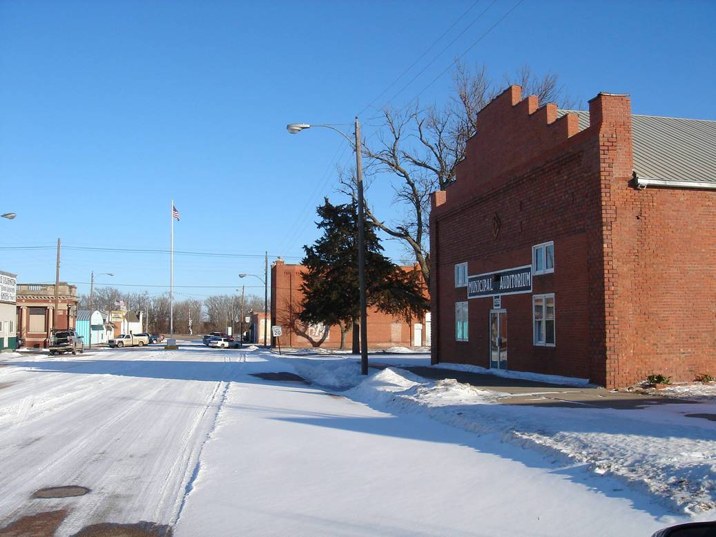 Glenvil, NE: Old Municipal Auditorium from 1930's, now private. January 2008