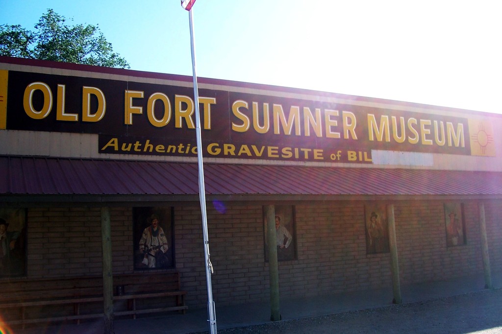 Fort Sumner, NM: "Billy The Kid" Museum and Burial Place