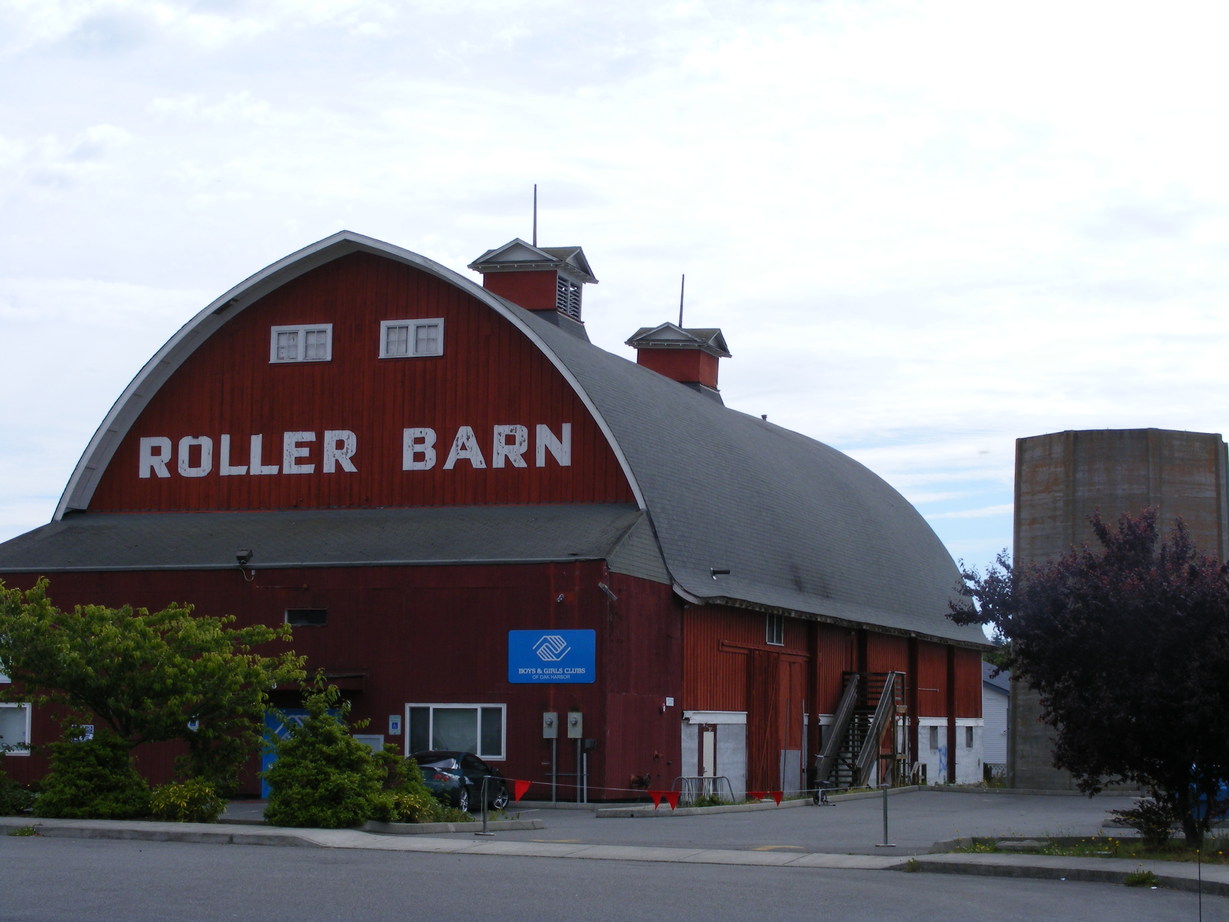 Oak Harbor Wa The Roller Barn Photo Picture Image Washington