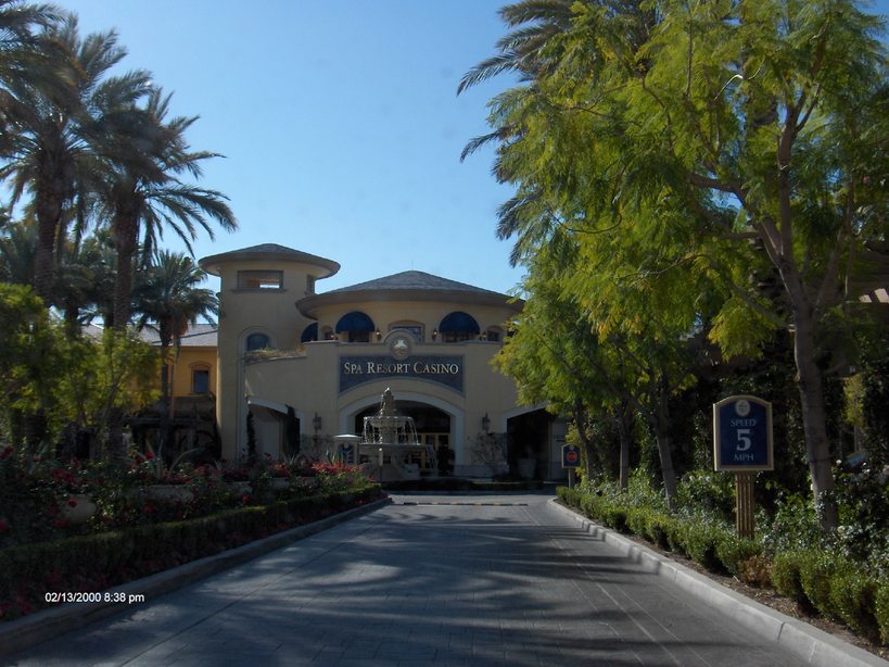 hotels near agua caliente casino palm springs