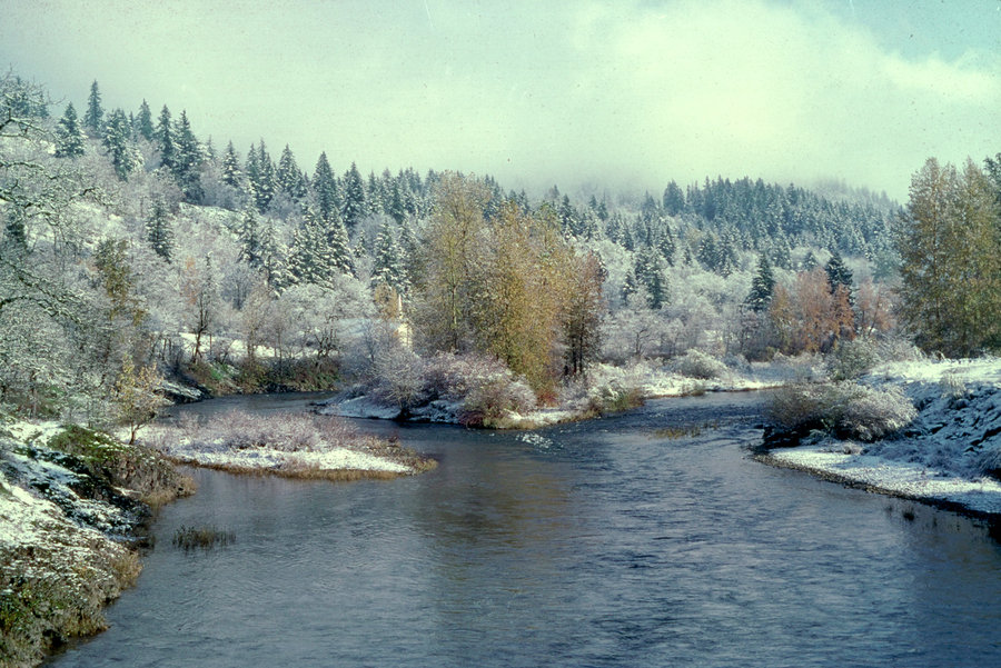 Washougal, WA: First Snow - Washougal River