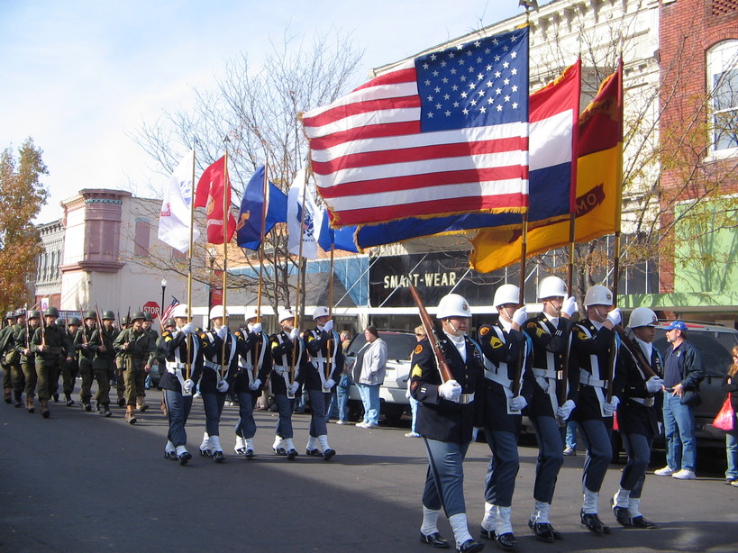Moberly, MO: Veterans Day Parade 2007