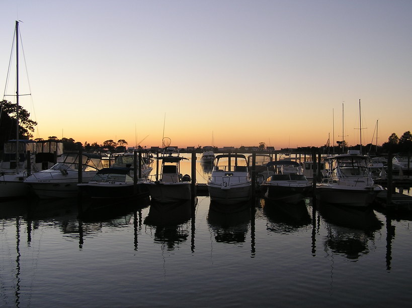 North Sea, NY : Wooleys Pond Harbor